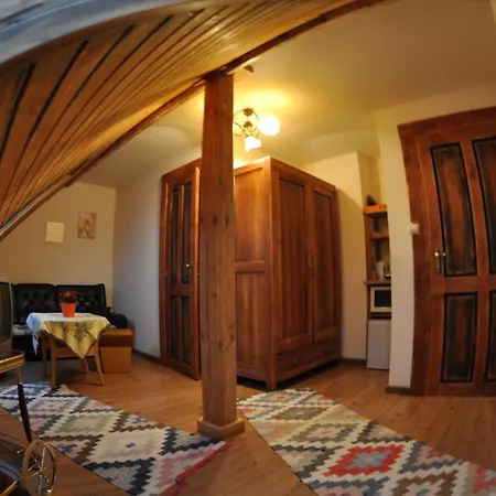 Vila House Family-2